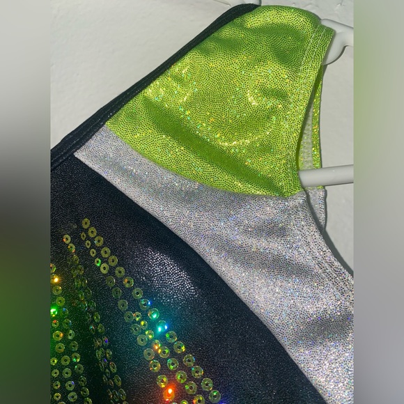 GK Elite gymnastics leotard with sequins - Picture 6 of 8